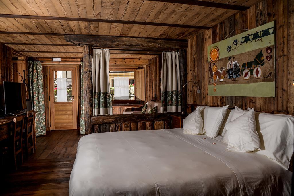 Hotel Du Grand Paradis - 1899 Auberge Boutique กอนเญ ภายนอก รูปภาพ