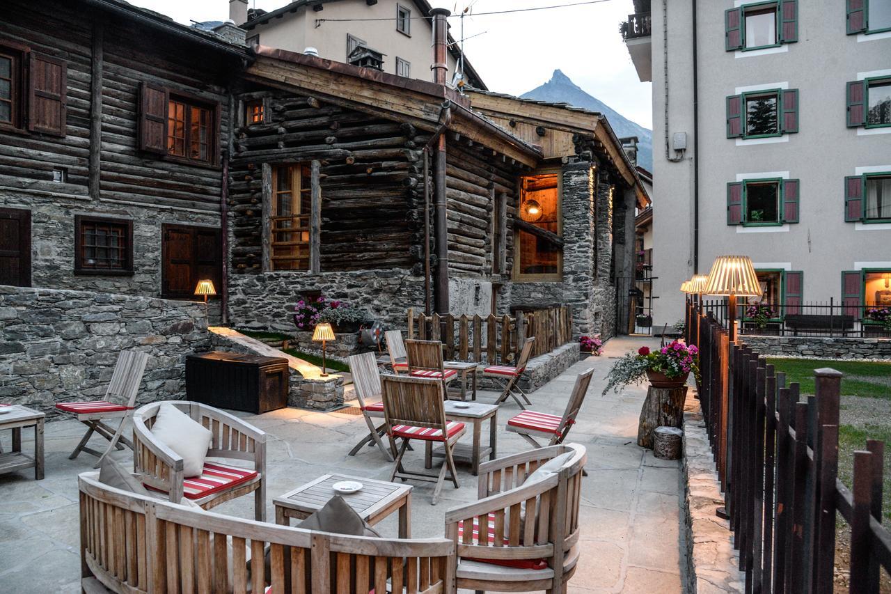 Hotel Du Grand Paradis - 1899 Auberge Boutique กอนเญ ภายนอก รูปภาพ