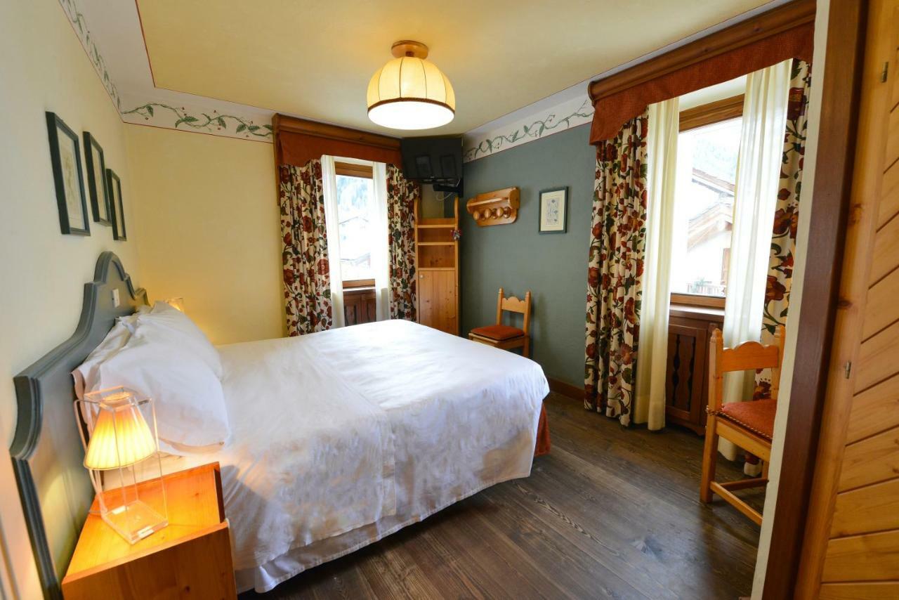 Hotel Du Grand Paradis - 1899 Auberge Boutique กอนเญ ภายนอก รูปภาพ