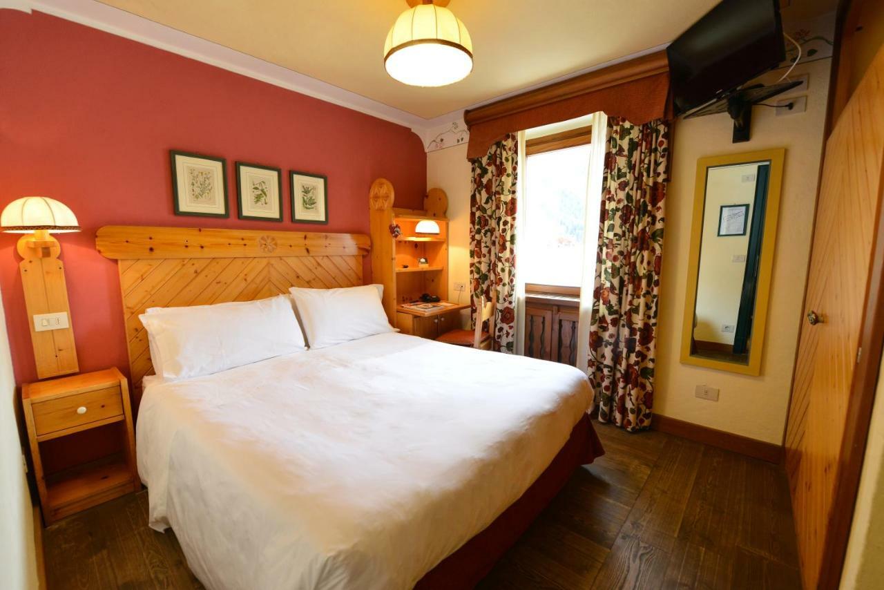 Hotel Du Grand Paradis - 1899 Auberge Boutique กอนเญ ภายนอก รูปภาพ