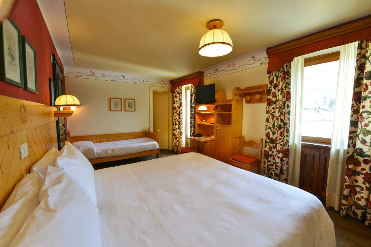 Hotel Du Grand Paradis - 1899 Auberge Boutique กอนเญ ภายนอก รูปภาพ